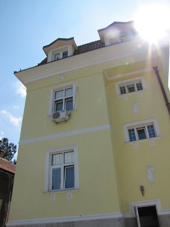 Vila Hedonija Belgrad Exterior foto